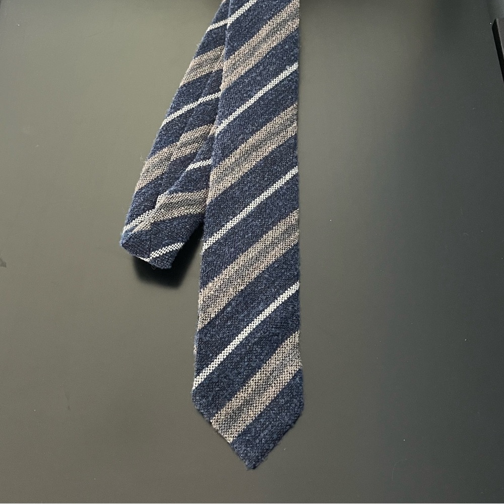 Men’s Suitsupply blue and brown striped tie